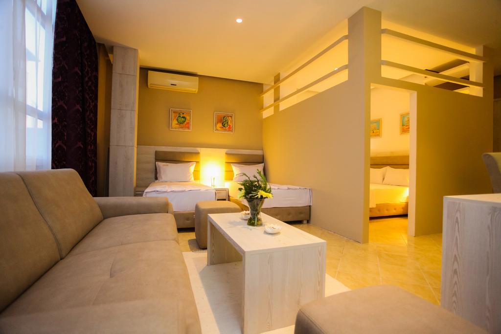 Hotel Valz Velipojë Esterno foto